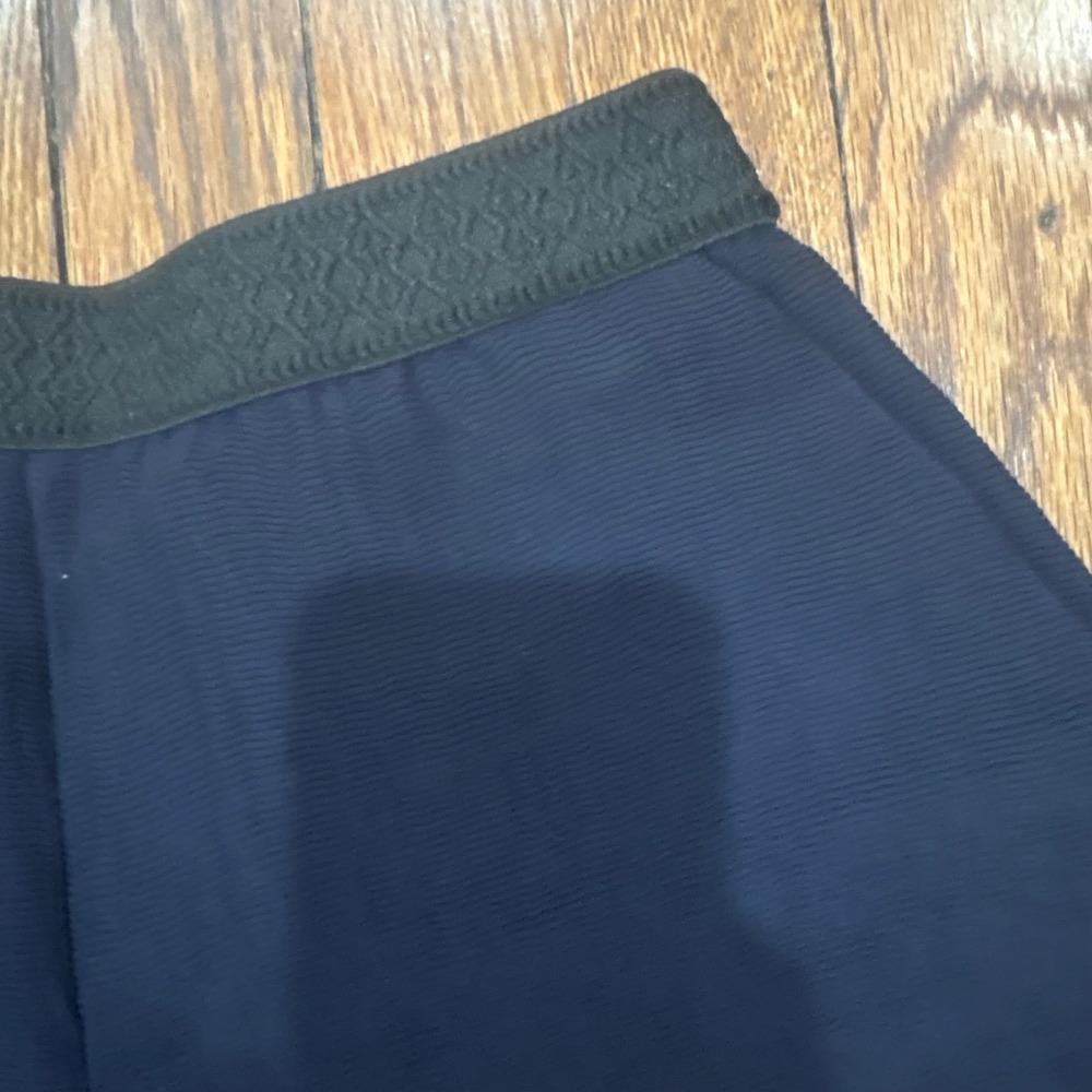 NWT Maje Idylle Marine Blue Textured‎ Ottoman Shorts Navy Size 36 Small NEW - Picture 3 of 8